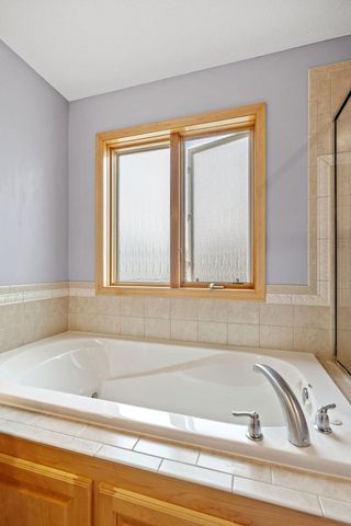 10118 Yates Avenue N, Brooklyn Park, MN 55443