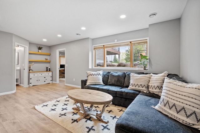 10118 Yates Avenue N, Brooklyn Park, MN 55443