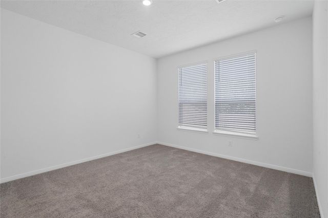 5619 Blackbird Lane, Hitchcock, TX 77563