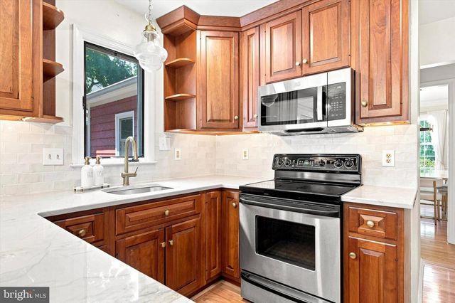 239 COHASSET LN, West Chester, PA 19380