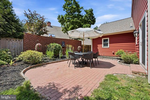 239 COHASSET LN, West Chester, PA 19380