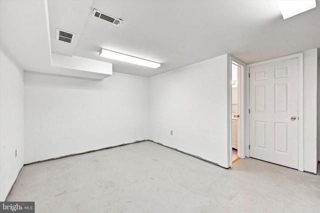 239 COHASSET LN, West Chester, PA 19380