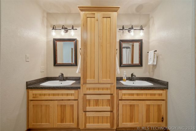 23392 Smith Road, Morris, OK 74445