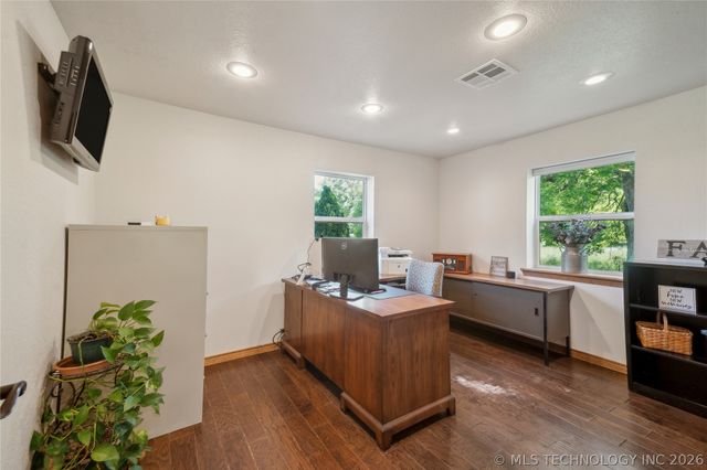 23392 Smith Road, Morris, OK 74445