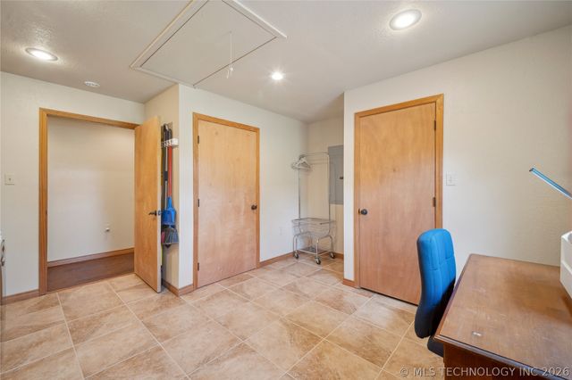 23392 Smith Road, Morris, OK 74445