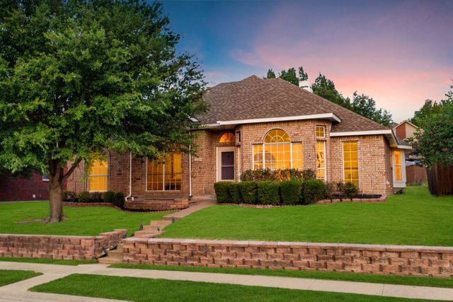 5084 Lakeshore Boulevard, The Colony, TX 75056