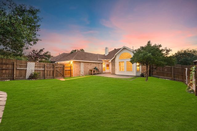 5084 Lakeshore Boulevard, The Colony, TX 75056