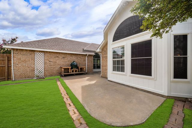 5084 Lakeshore Boulevard, The Colony, TX 75056