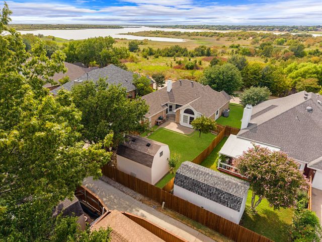 5084 Lakeshore Boulevard, The Colony, TX 75056