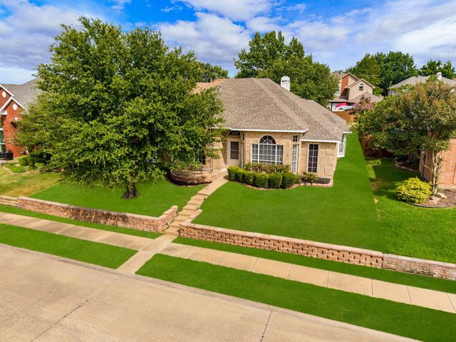 5084 Lakeshore Boulevard, The Colony, TX 75056