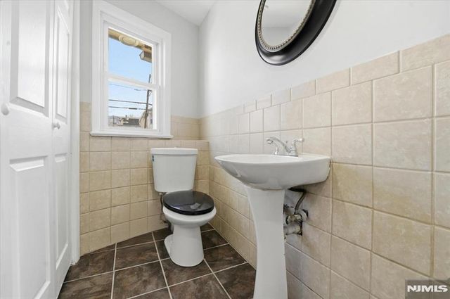 202 22nd Avenue 202, Paterson, NJ 07513