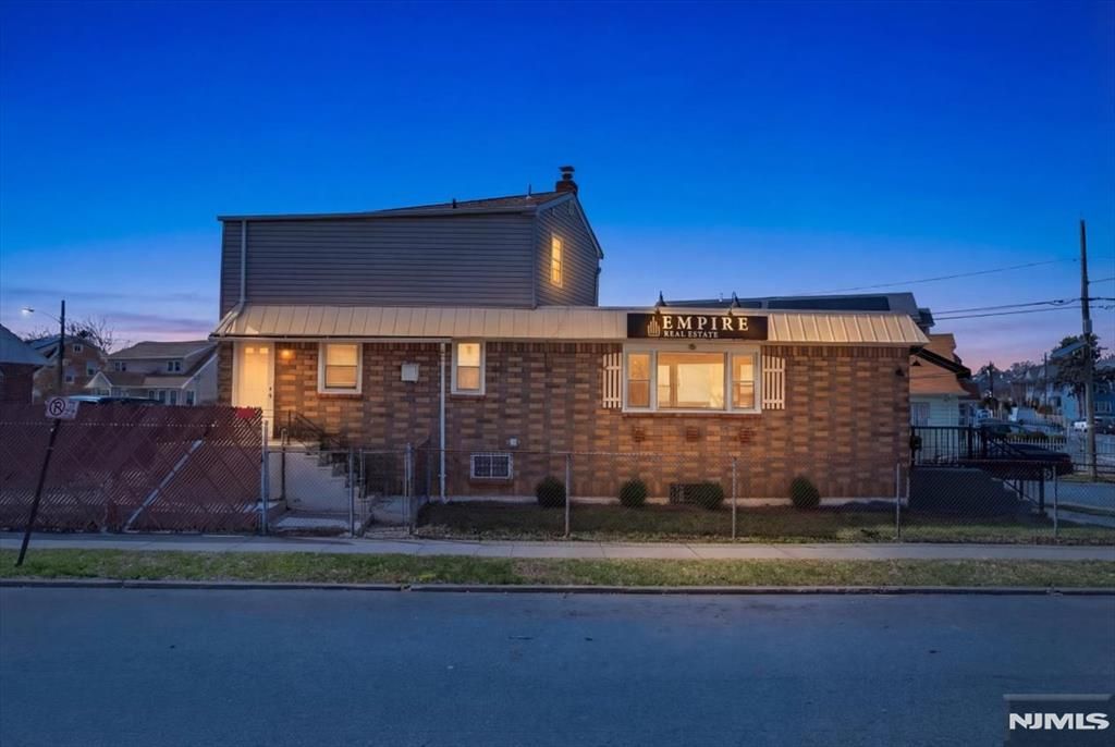 202 22nd Avenue 202, Paterson, NJ 07513