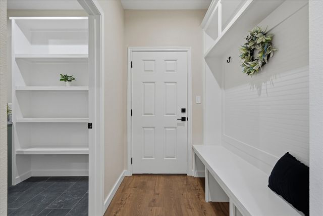 254 VZ County Road 4512, Ben Wheeler, TX 75754