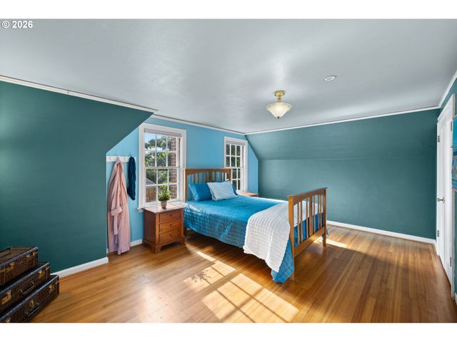 900 Ne 3RD Ave, Hillsboro, OR 97124