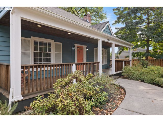 900 Ne 3RD Ave, Hillsboro, OR 97124