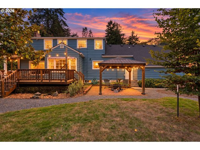900 Ne 3RD Ave, Hillsboro, OR 97124