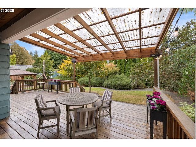 900 Ne 3RD Ave, Hillsboro, OR 97124