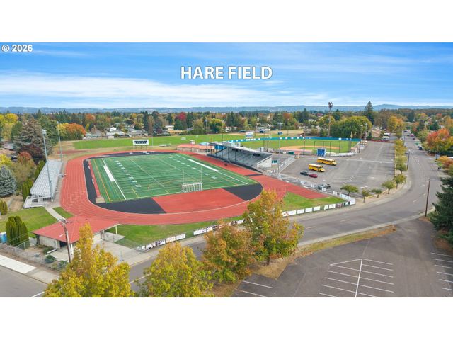 900 Ne 3RD Ave, Hillsboro, OR 97124