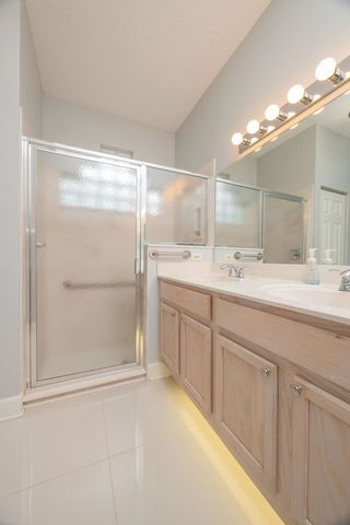 573 Boxwood Pl, St Augustine, FL 32086