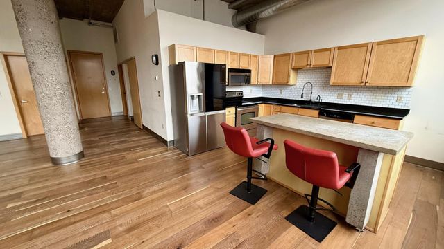 521 S 7th Street 422, Minneapolis, MN 55415