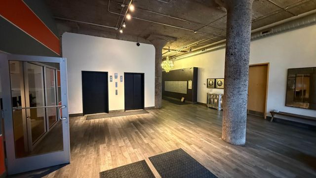 521 S 7th Street 422, Minneapolis, MN 55415