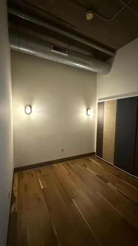 521 S 7th Street 422, Minneapolis, MN 55415