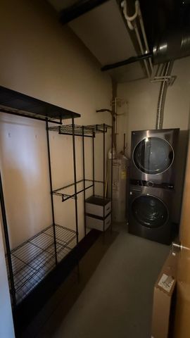 521 S 7th Street 422, Minneapolis, MN 55415