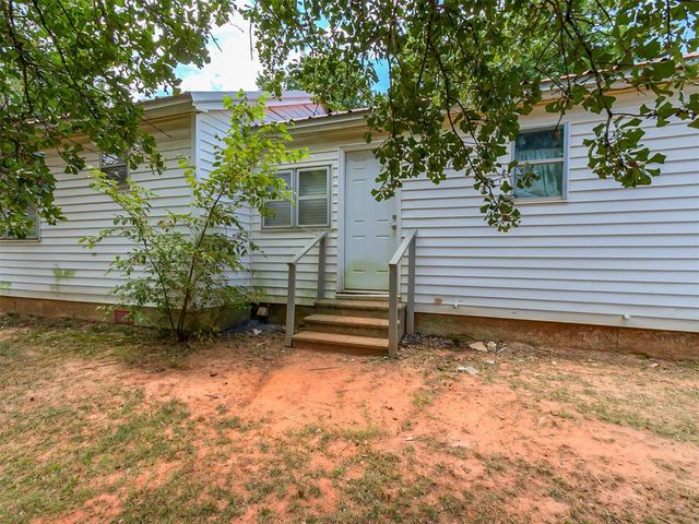 990936 S Candlewood Lane, Wellston, OK 74881