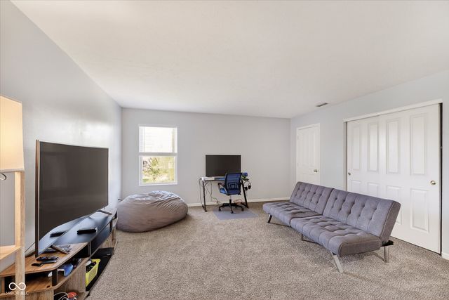 10614 Pokagon Way, Indianapolis, IN 46239