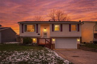 407 Ridgewood Drive, Eastlake, OH 44095