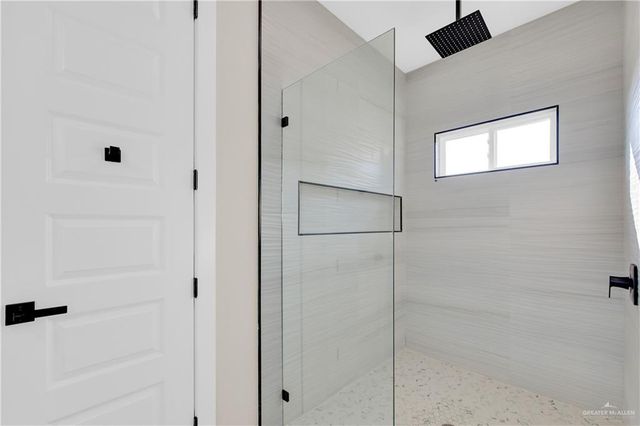 1104 W Dukakis Avenue, Alton, TX 78573