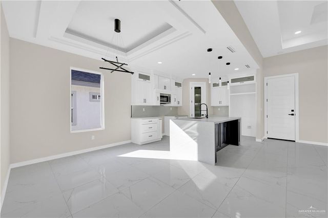 1104 W Dukakis Avenue, Alton, TX 78573