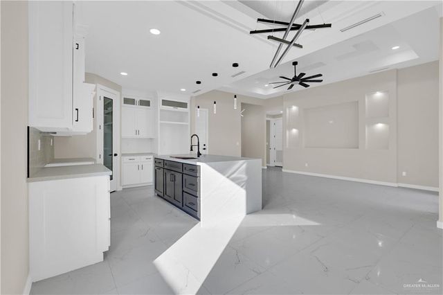 1104 W Dukakis Avenue, Alton, TX 78573