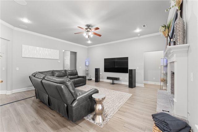 236 Ranalli Avenue, Tontitown, AR 72762