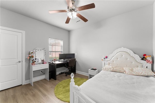 236 Ranalli Avenue, Tontitown, AR 72762