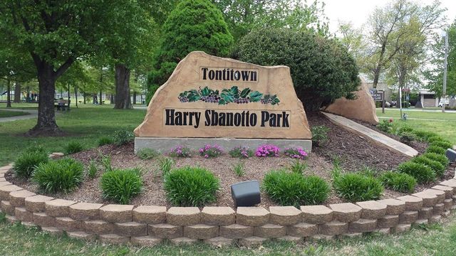 236 Ranalli Avenue, Tontitown, AR 72762