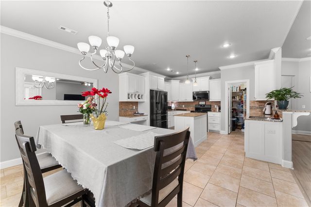 236 Ranalli Avenue, Tontitown, AR 72762