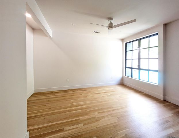 747 Louisiana Ave, New Orleans, LA 70115