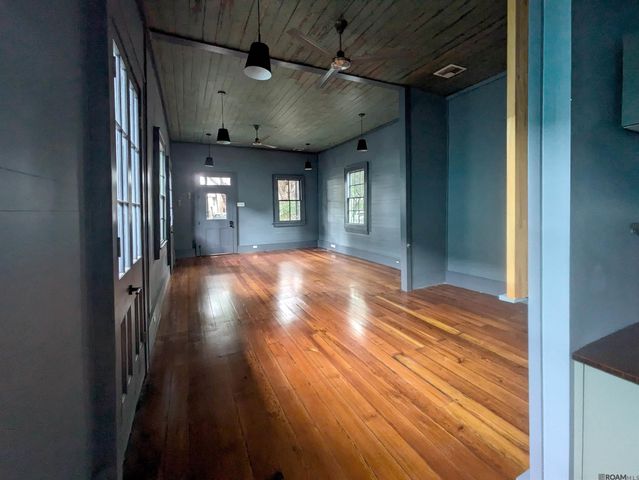 747 Louisiana Ave, New Orleans, LA 70115