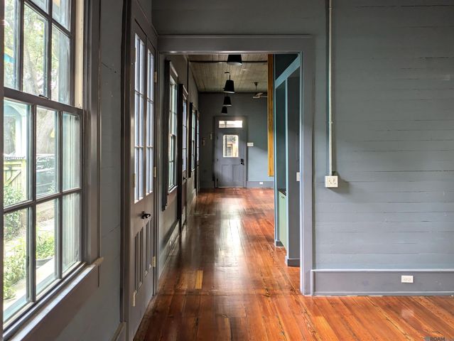 747 Louisiana Ave, New Orleans, LA 70115