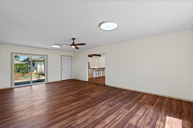 350 Kinaole Cir, Kihei, HI 96753