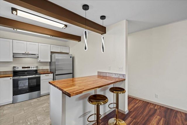 350 Kinaole Cir, Kihei, HI 96753