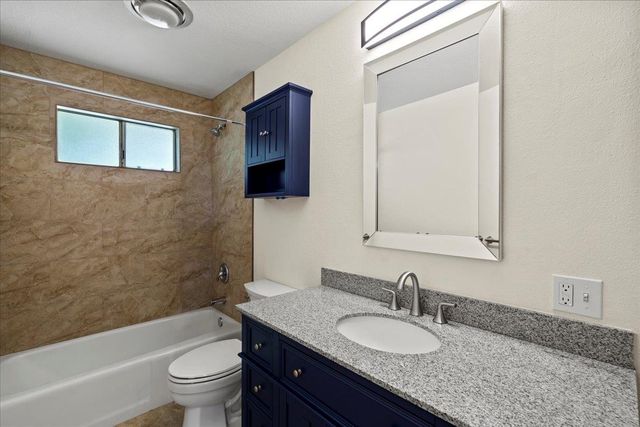 350 Kinaole Cir, Kihei, HI 96753