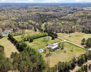 2038 N Lasea Rd, Spring Hill, TN 37174
