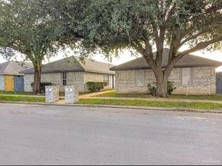6509 N 8th Street 4, Mcallen, TX 78504