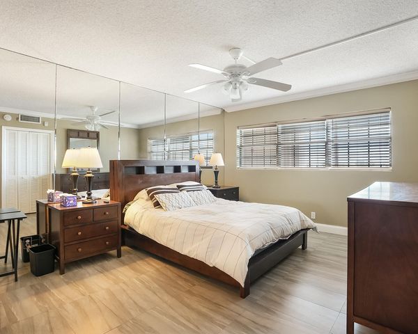 2671 S Course Drive 907, Pompano Beach, FL 33069