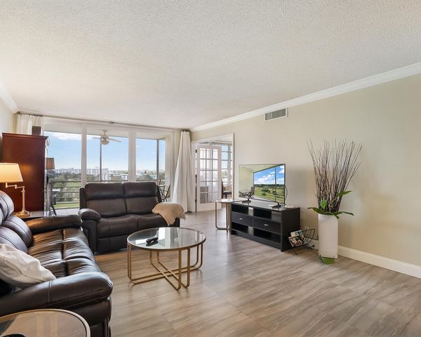 2671 S Course Drive 907, Pompano Beach, FL 33069