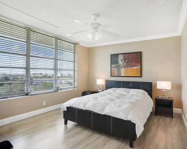 2671 S Course Drive 907, Pompano Beach, FL 33069