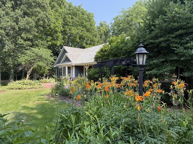 9111 Wildflower COURT, Hales Corners, WI 53130