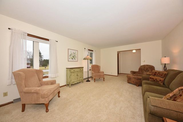 N98W16575 Concord ROAD, Germantown, WI 53022